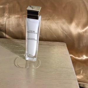 Dior face lotion